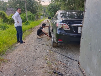 Vá vỏ lưu động an tây bình dương 0945324533