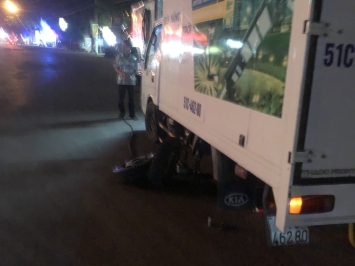 Vá vỏ lưu động hoà phú thủ dầu một bình dương 0902235532