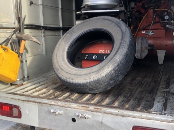 Vá vỏ lưu động Nguyễn văn linh Vĩnh Tân