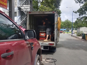 Vá vỏ lưu động, kích bình, mua bán vỏ cũ ,vá vỏ bàu bàng