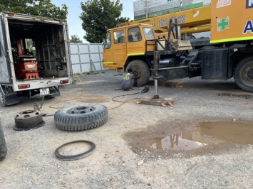 Vá vỏ lưu động, kích bình, mua bán vỏ cũ, đường Mỹ Phước Tân vạn 0942,922,532