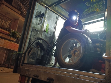 VÁ VỎ LƯU ĐỘNG KHU VỰC BÌNH DƯƠNG