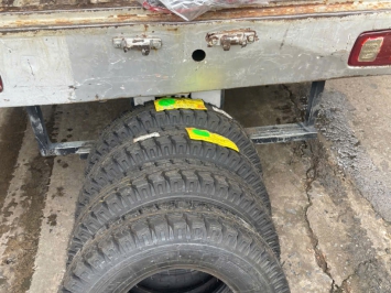 Dịch vụ vá vỏ cứu hộ vỏ xe,lốp xe và chuyên mua bán vỏ xe mới và vỏ xe đã qua sử dụng 0902235532