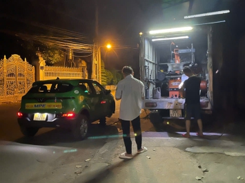 Dịch vụ vá vỏ cứu hộ vỏ xe Vá Vỏ Thành Công  0902235532