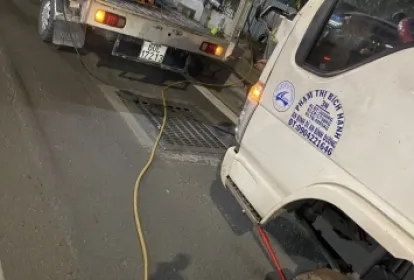 Vá vỏ lưu động,ngã tư chợ đình, thủ dầu một bình dương 0902.235.532