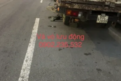 Vá vỏ lưu động/ khu công nghiệp bàu bàng bến cát bình dương 0902,235,532