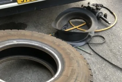 Vá vỏ lưu động bình dương, đường Huỳnh văn cù 0902,235,532