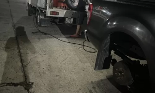 Vá vỏ lưu động, kích bình,khu công nghiệp rạch bắp 0902,235,532