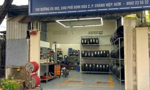 Vá Vỏ Lưu Động Thành Công Luôn Phục Vụ 24/24 Cả Những Ngày Lễ
