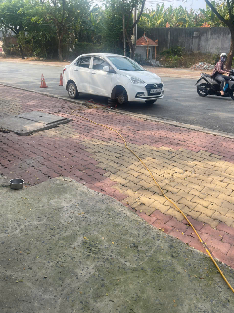 VÁ VỎ LƯU ĐỘNG 24/24 THÀNH CÔNG